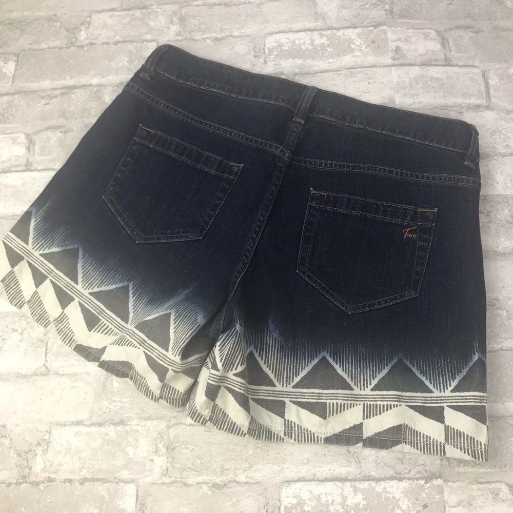 4/$20 Two by Vince Camuto Dip Dye Jean Shorts 28/6 - Picture 4 of 7